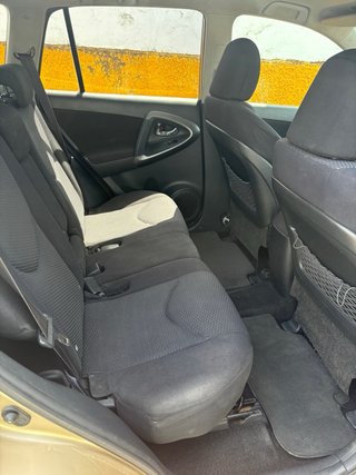 Toyota RAV4 2009