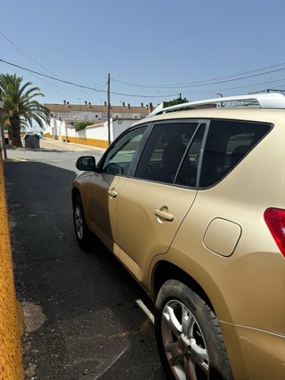 Toyota RAV4 2009