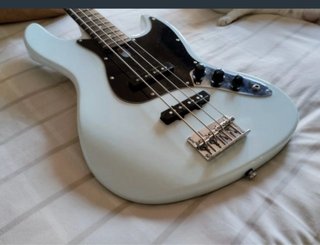 Bajo Marcus Miller V3P