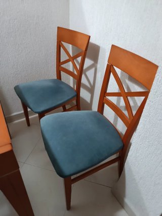 Mesa comedor y 6 sillas madera azul