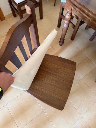 Mesa de comedor rústica y 6 sillas