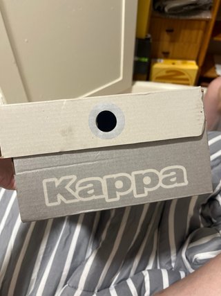 Zapatillas Kappa Beige y Blancas