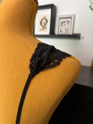 Studio La Perla – Black Lace Bralette – 95% Silk