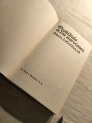 Libro antiguo Prohibido a los nerviosos