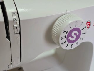 Máquina de coser Singer M1605 NUEVA