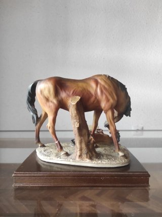 Statua di cavalli