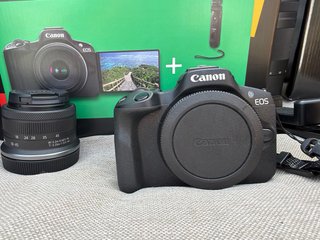 Canon EOS R50 + RF-S 18-45 + RF 75-300 + Pack