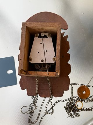 Reloj de cuco antiguo