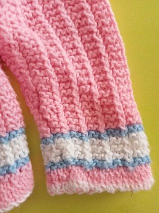 Chaqueta tejida para niña