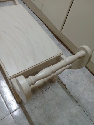 Taburete pie de cama de madera blanco