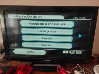 Nintendo Wii Mini Roja + Accesorios
