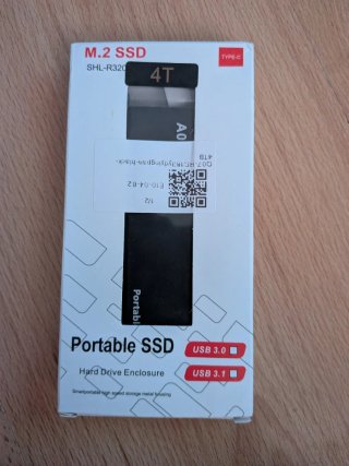SSD de almacenamiento de 4TB Portable Enclosure