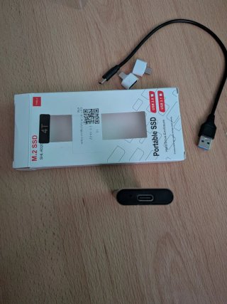 SSD de almacenamiento de 4TB Portable Enclosure