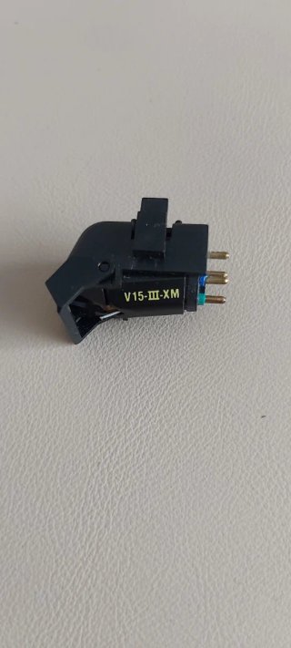 Aguja Shure para Tocadiscos Negra