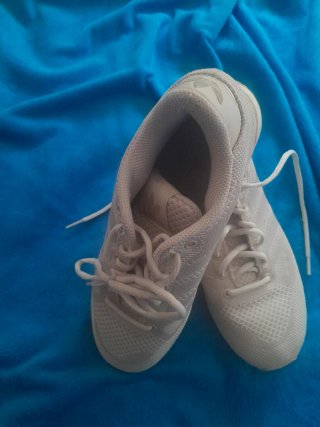 Zapatillas Adidas beige