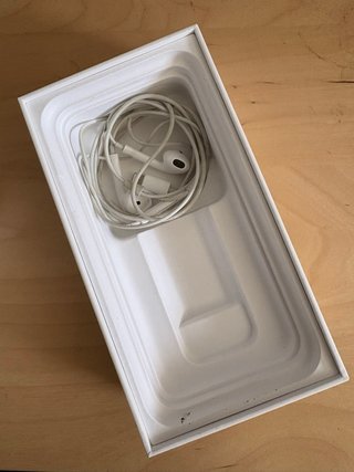 iPhone 11 64 GB