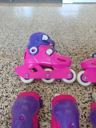Patines Talla 26-28 y Accesorios Protección