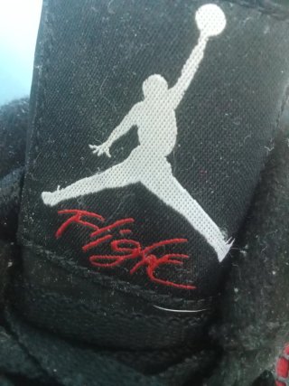 Jordan 4 Rosse e Nere