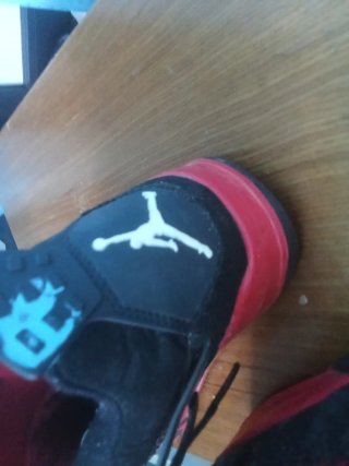 Jordan 4 Rosse e Nere