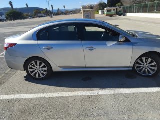 Renault Latitude 2011
