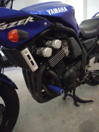 Yamaha Fazer 600 Azul