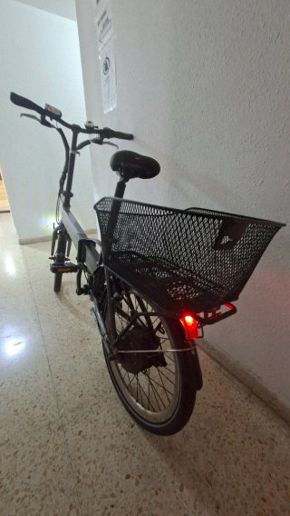 Bicicleta eléctrica plegable BTWIN E-Hoptown 500