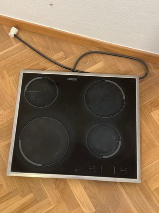 Vitrocerámica Zanussi 4 fuegos