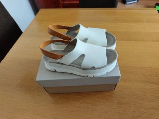 Sandalias Camper Blancas y Marrones