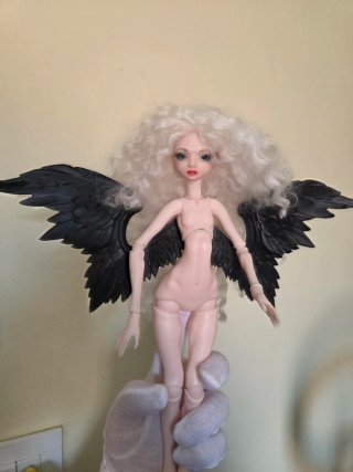 Muñeca ángel articulada. Impresa en 3D.