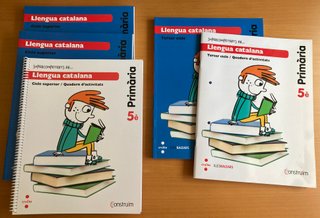 Libros de Catalán. 5º Primaria. Sin estrenar.