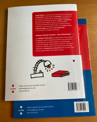 Libros de Catalán. 5º Primaria. Sin estrenar.