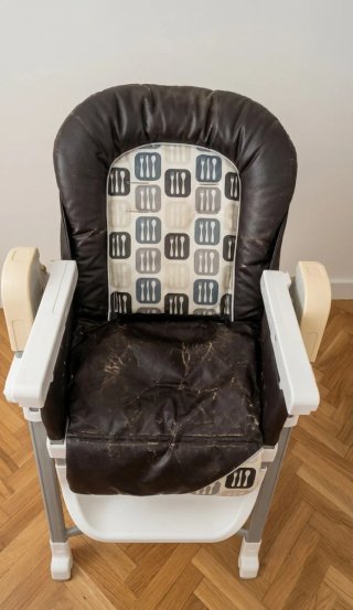 Trona Inglesina Gusto Plegable Regulable