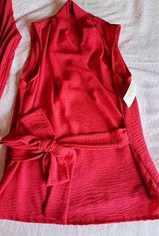 Conjunto pantalón y chaleco rojo