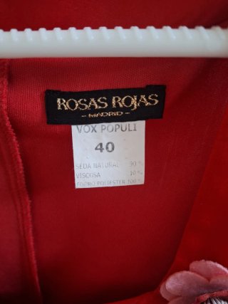 Vestido marca Rosas Rojas