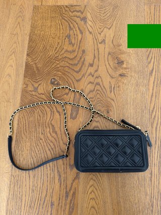 Bolso bandolera Tory Burch negro cadena dorada