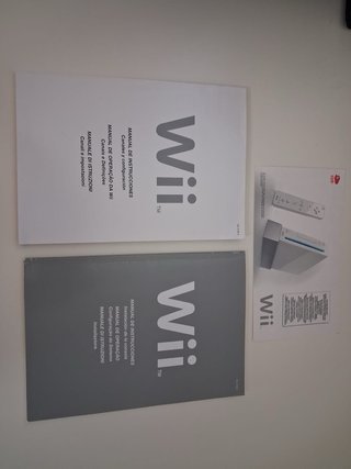 Nintendo wii con dos juegos y dos mandos