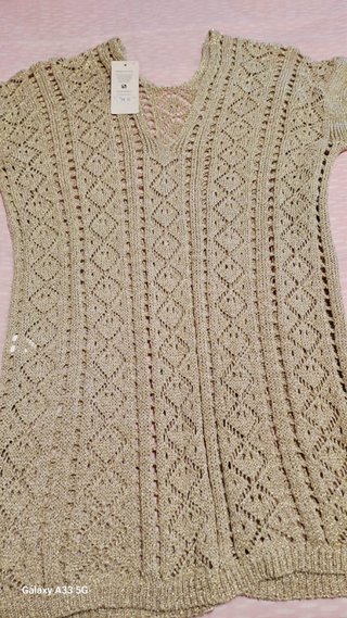 Vestido dorado tejido calado talla única