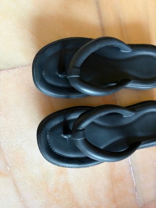 Chanclas negras talla 38-39