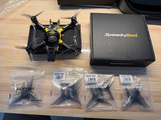 Dron FPV SpeedyBee Master 3x