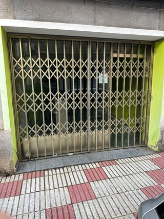 Reja escaparate 3m ancho