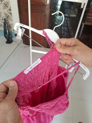 Vestido rosa de tirantes