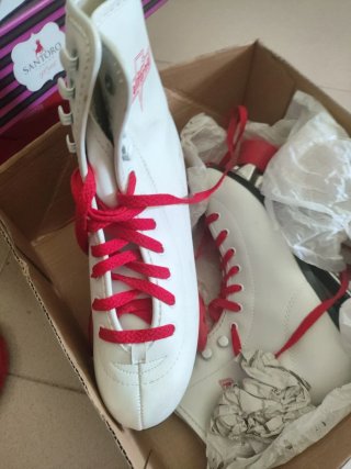 Patines 4 Ruedas Blancos Talla 37
