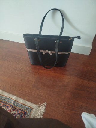 Bolso negro Paula Rossi con cremallera