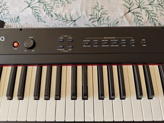 Piano de Escenario Artesia PERFORMER Negro