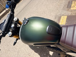 Triumph Scrambler 400 X