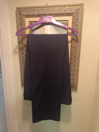 Traje de hombre azul oscuro y rojo talla 40UK