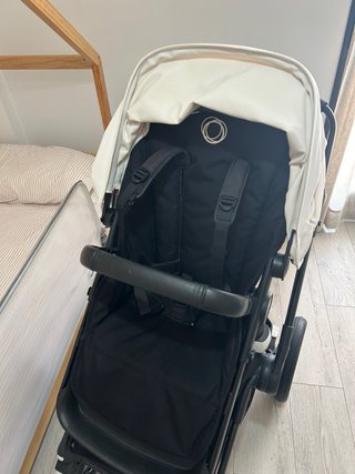 Carrito Bugaboo Fox 2 Negro. Tambie