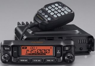 Emisora Yaesu FTM-6000
