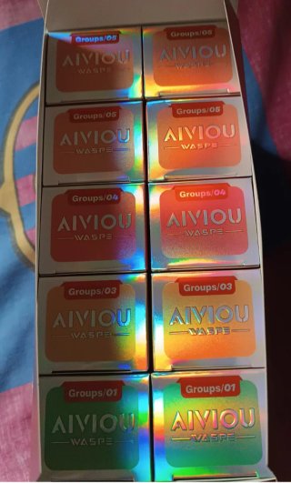 Cajas de  AIVIOU.