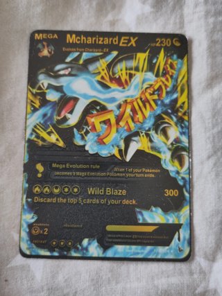 Cartas Pokémon EX Mewtwo y Charizard Negras